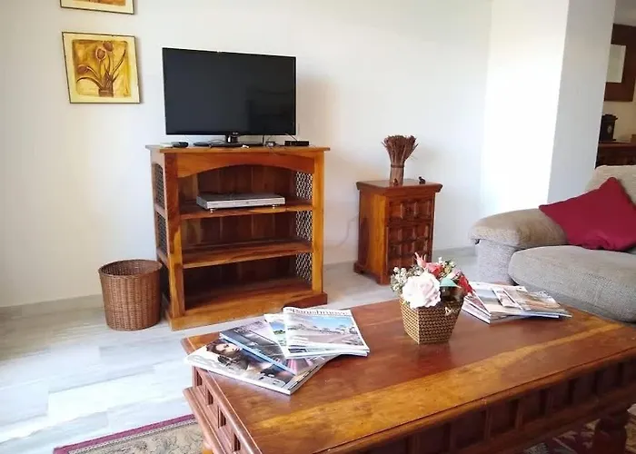 Modern Close To Cabopino & Harbour Appartamento *