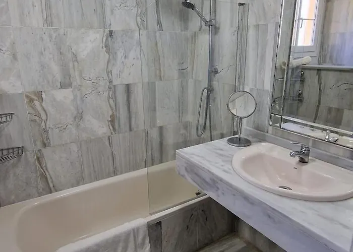 Appartamento Modern Close To Cabopino & Harbour *