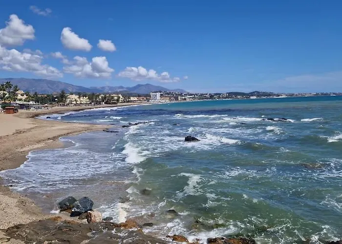Modern Close To Cabopino & Harbour Appartamento *